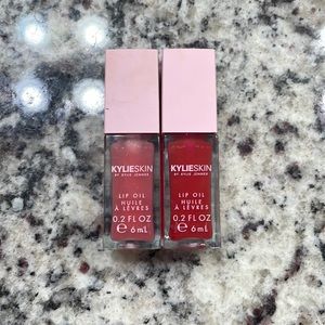 Kylie lip oil 2 colors